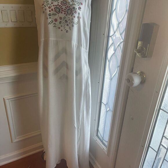 NWT VISHUDH Rayon white maxi dress with floral print red ,green & navy blue SZXL - Picture 5 of 14